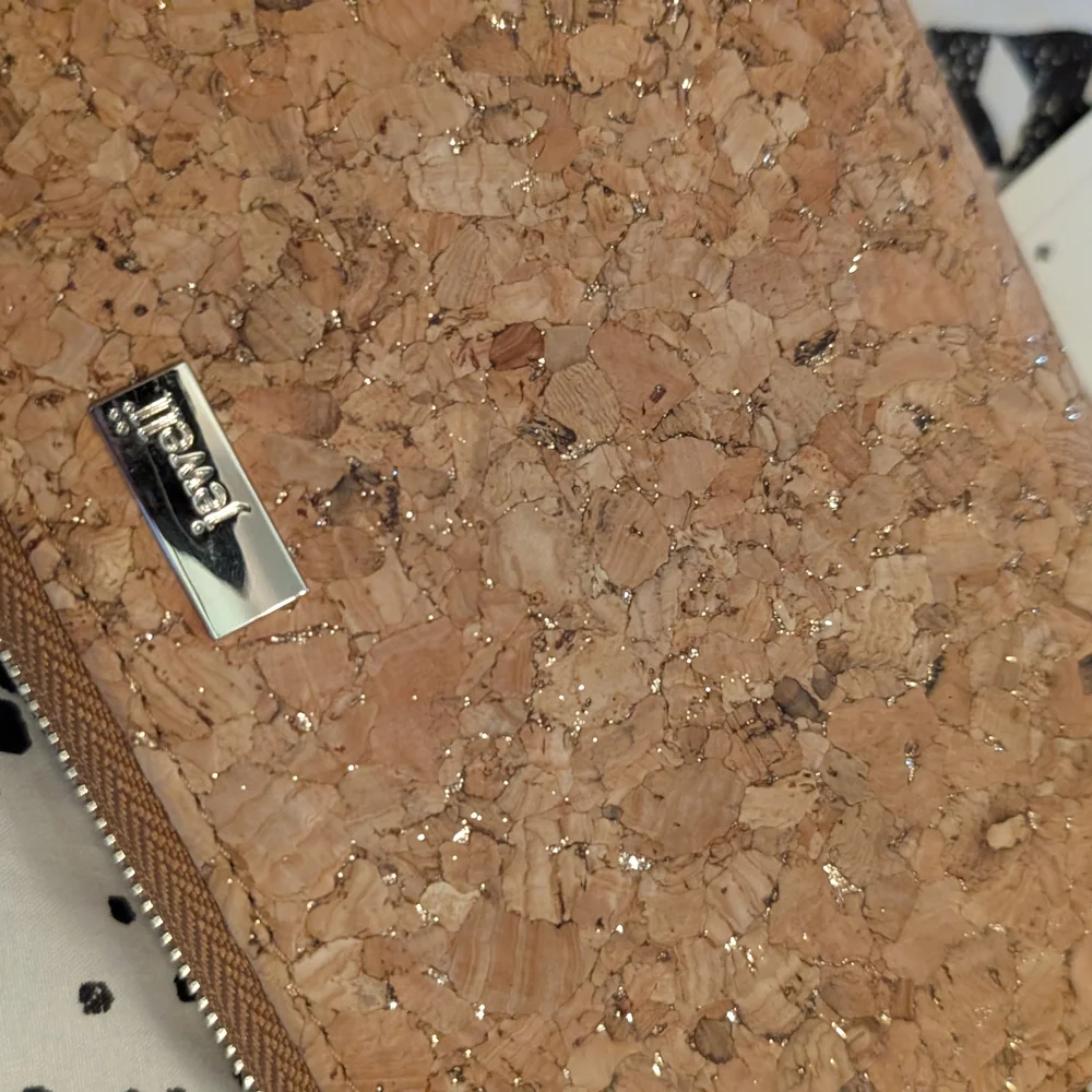 Thirty-One Cork Wristlet with Brown Strap - Picture 3 of 9